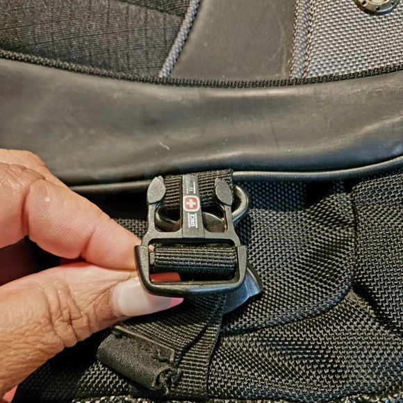 SWISSWEAR Black and Grey Laptop Bag - Picture 8 of 10